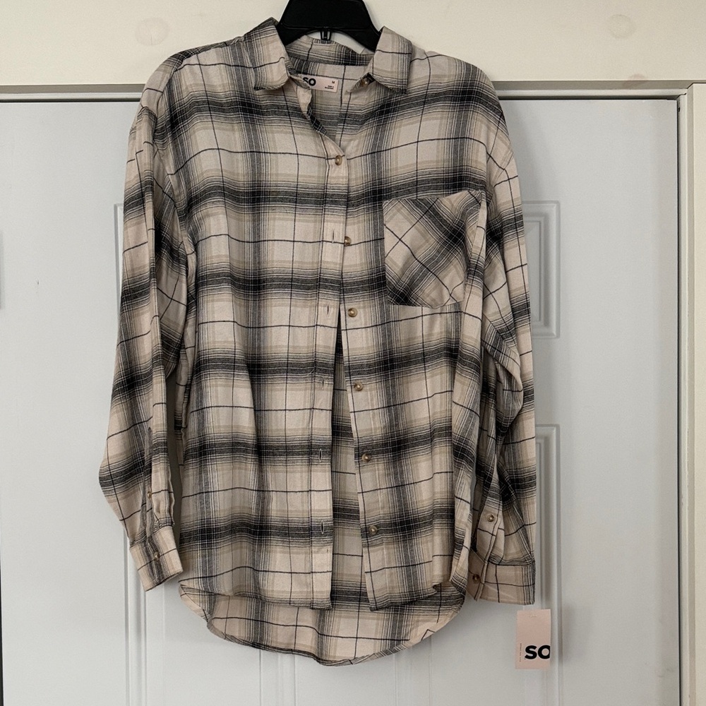 SO Women's Plaid Oversized Button Down Shirt - Black and Cream